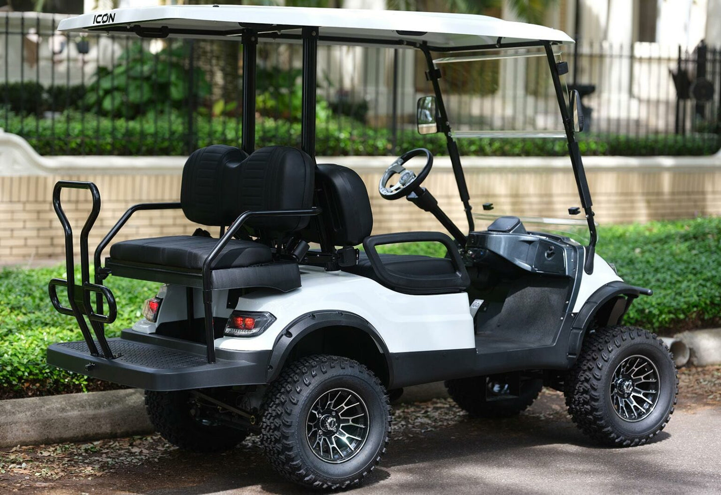 2025 Icon G40L Gas golf cart
