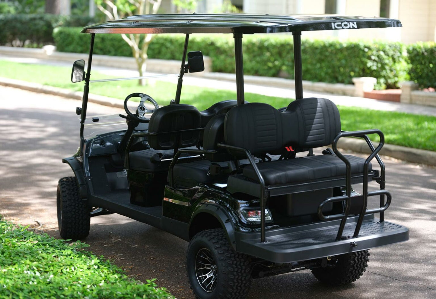 2025 Icon G60L gas golf cart