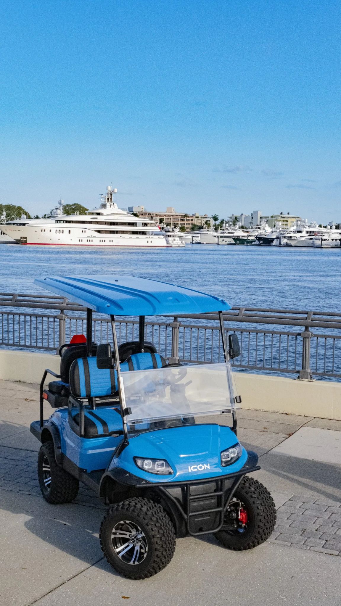 2025 i40L Icon Golf Cart