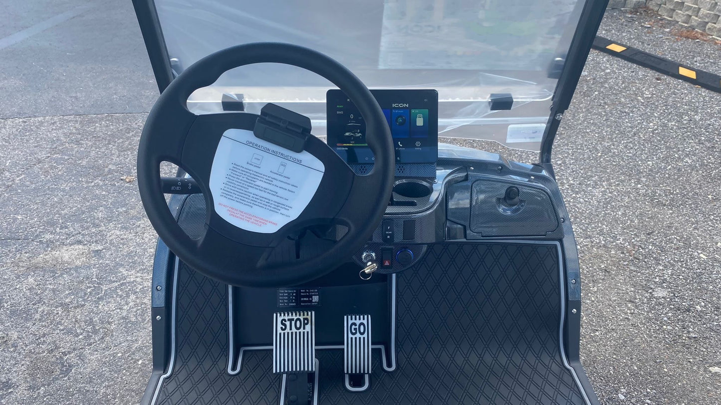 2025 Silver ICON i20 Golf Cart lithium