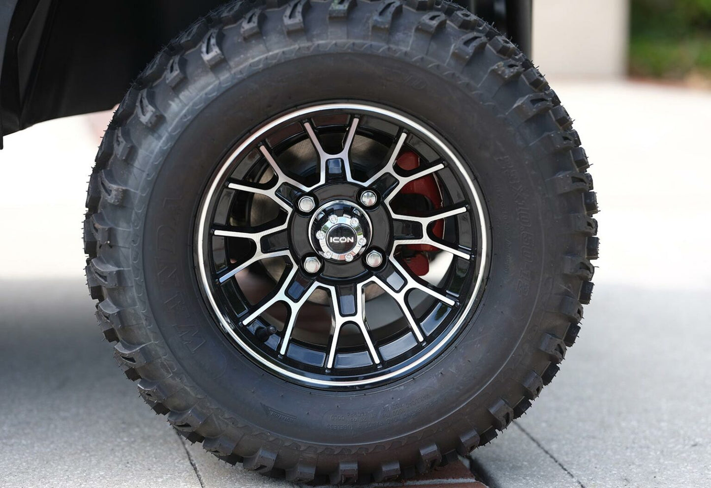 2025 Icon G40L Gas golf cart
