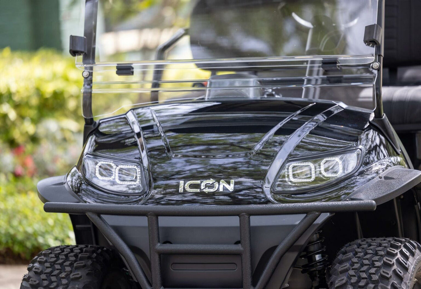 2025 Icon G60L gas golf cart