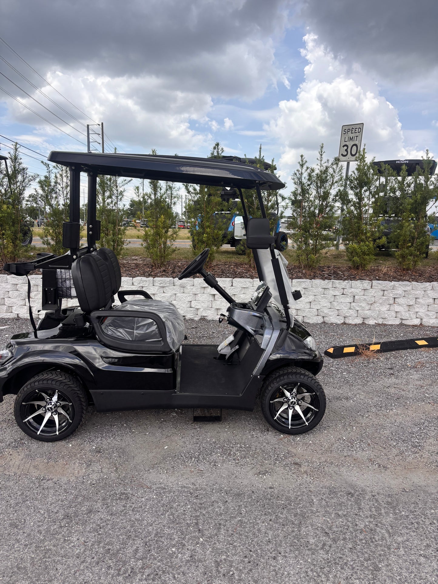 Black 2025 Icon i20
