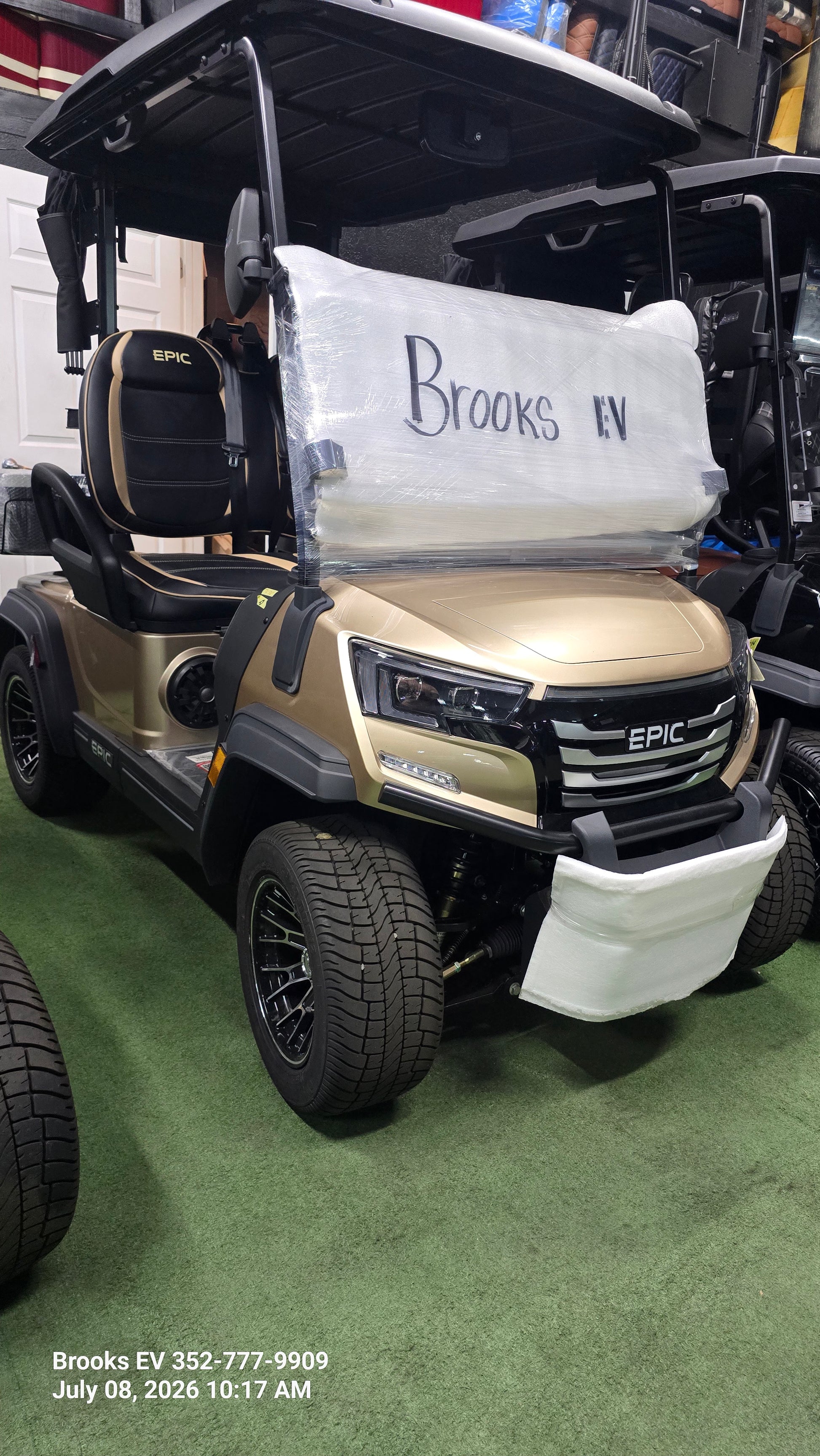 2025 ICON golf cart leftover — Brooks EV Brooksville showroom