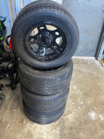 Custom Wheels & Tires