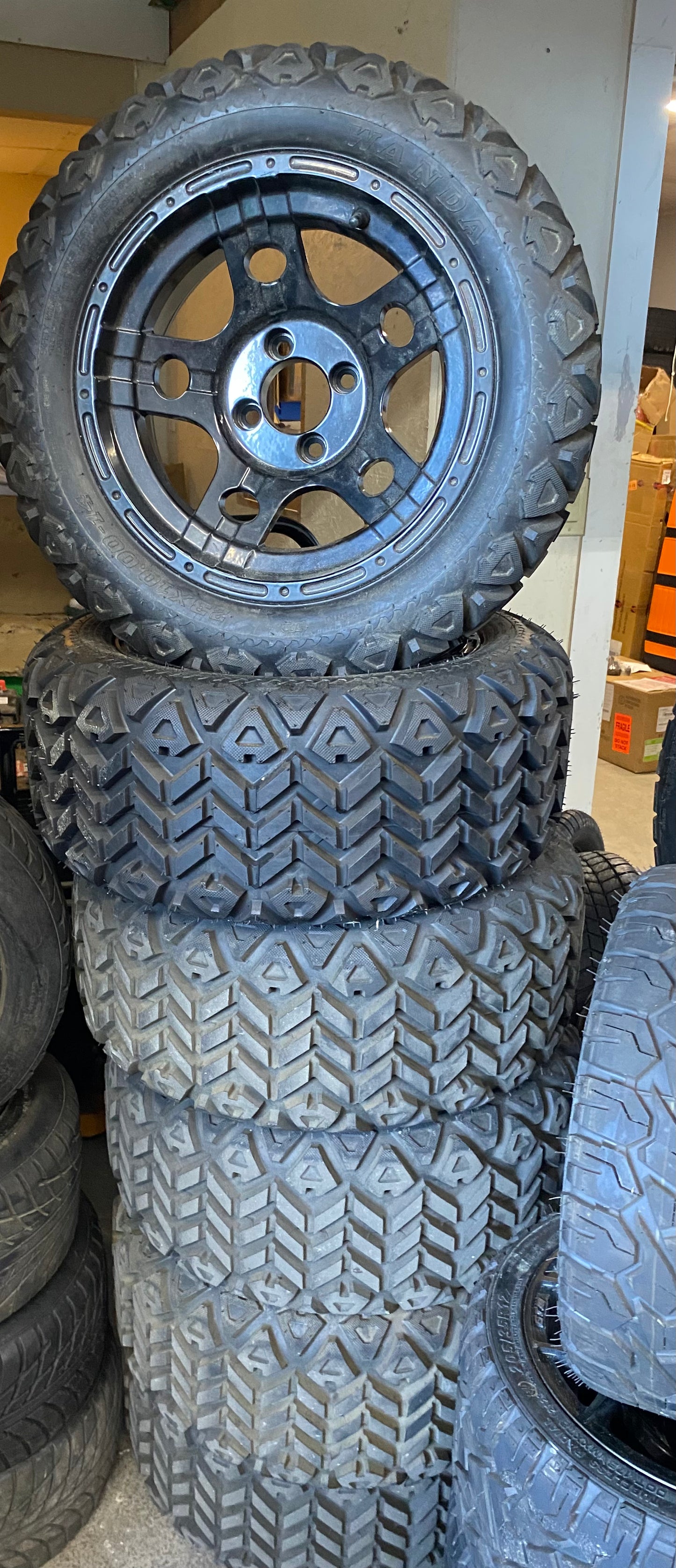 Custom Wheels & Tires