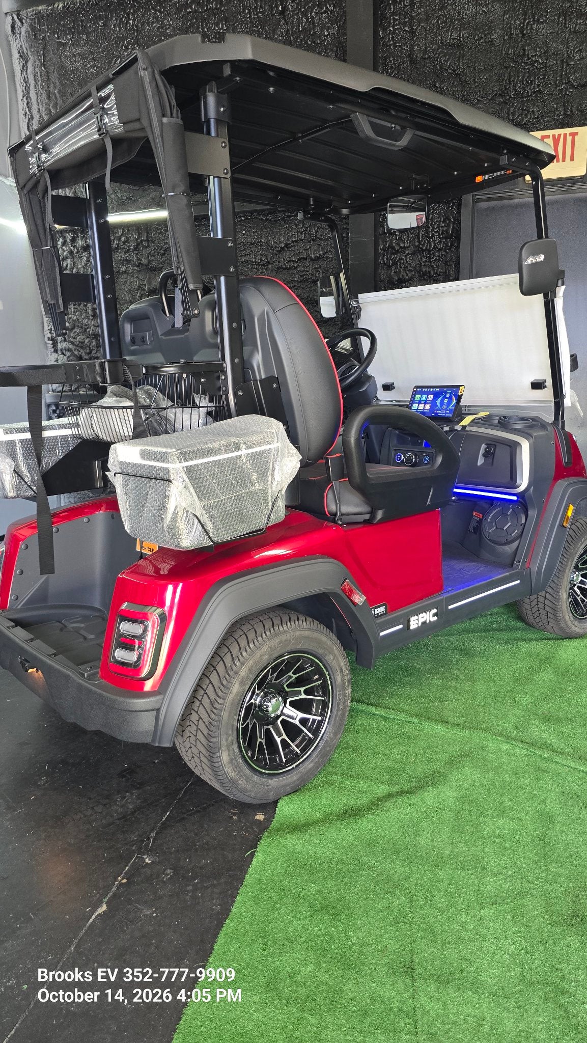 2026 EPIC E20FX Cherry — rear three-quarter view