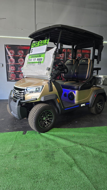 2026 EPIC E20FX Cashmere front view