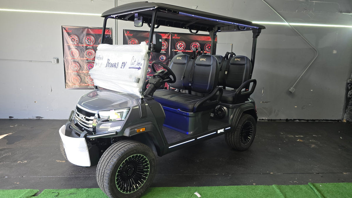 2026 EPIC E40FX Charcoal — dash close-up