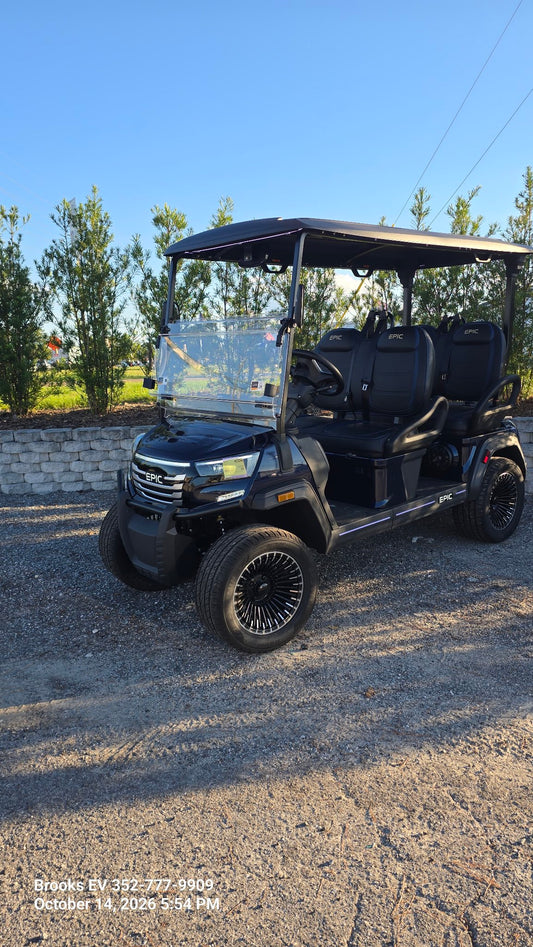2026 EPIC E40FX Midnight — front three-quarter view