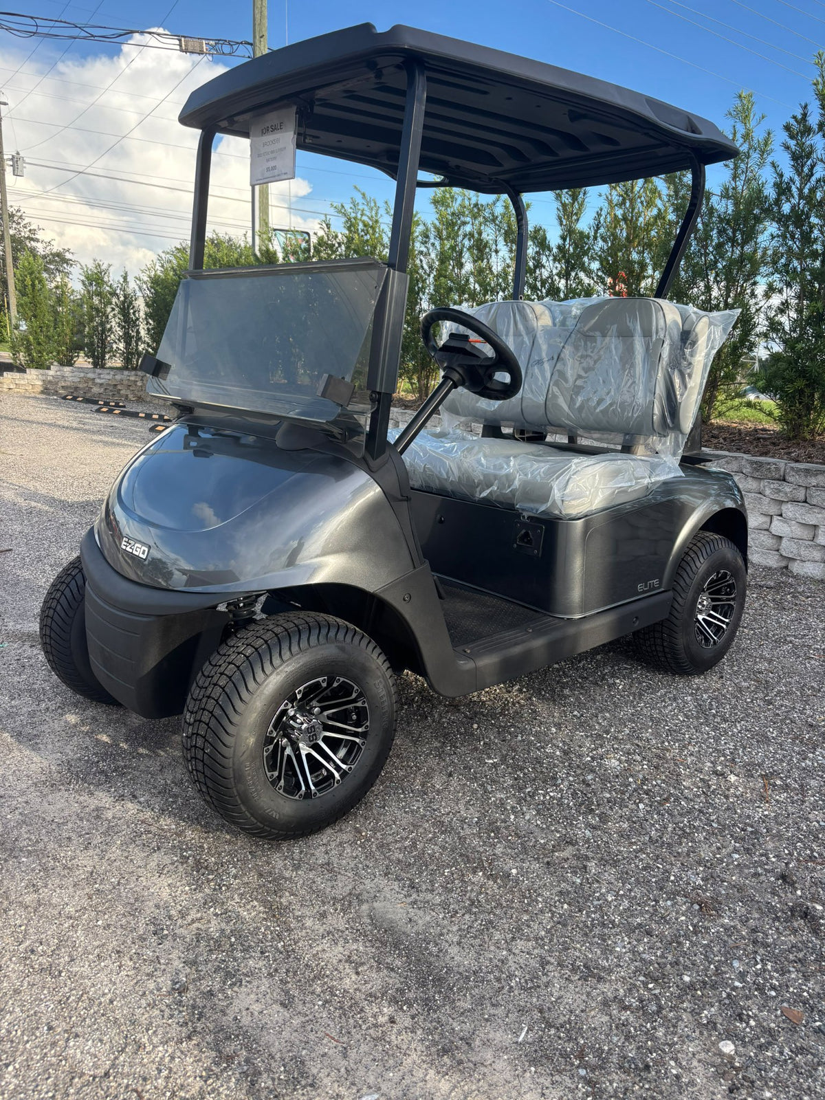 2021 E-Z-GO RXV Elite Grey — front three-quarter view