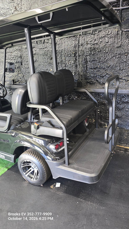 2024 ICON G40 Black used — rear seat