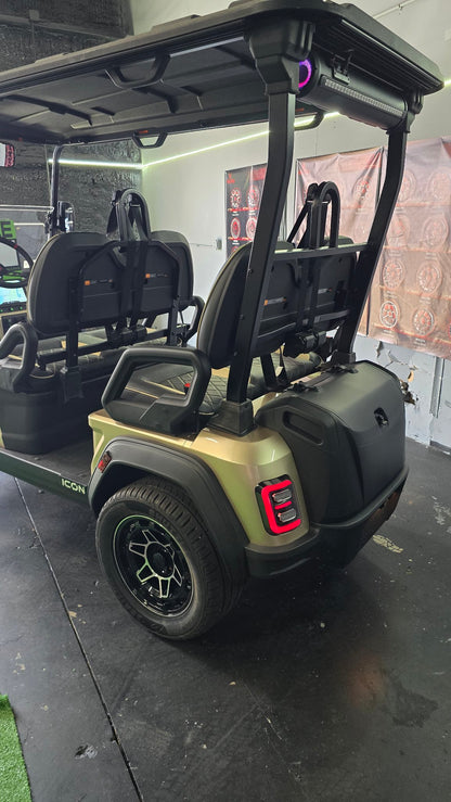2026 ICON i40FX Champagne — front three-quarter view