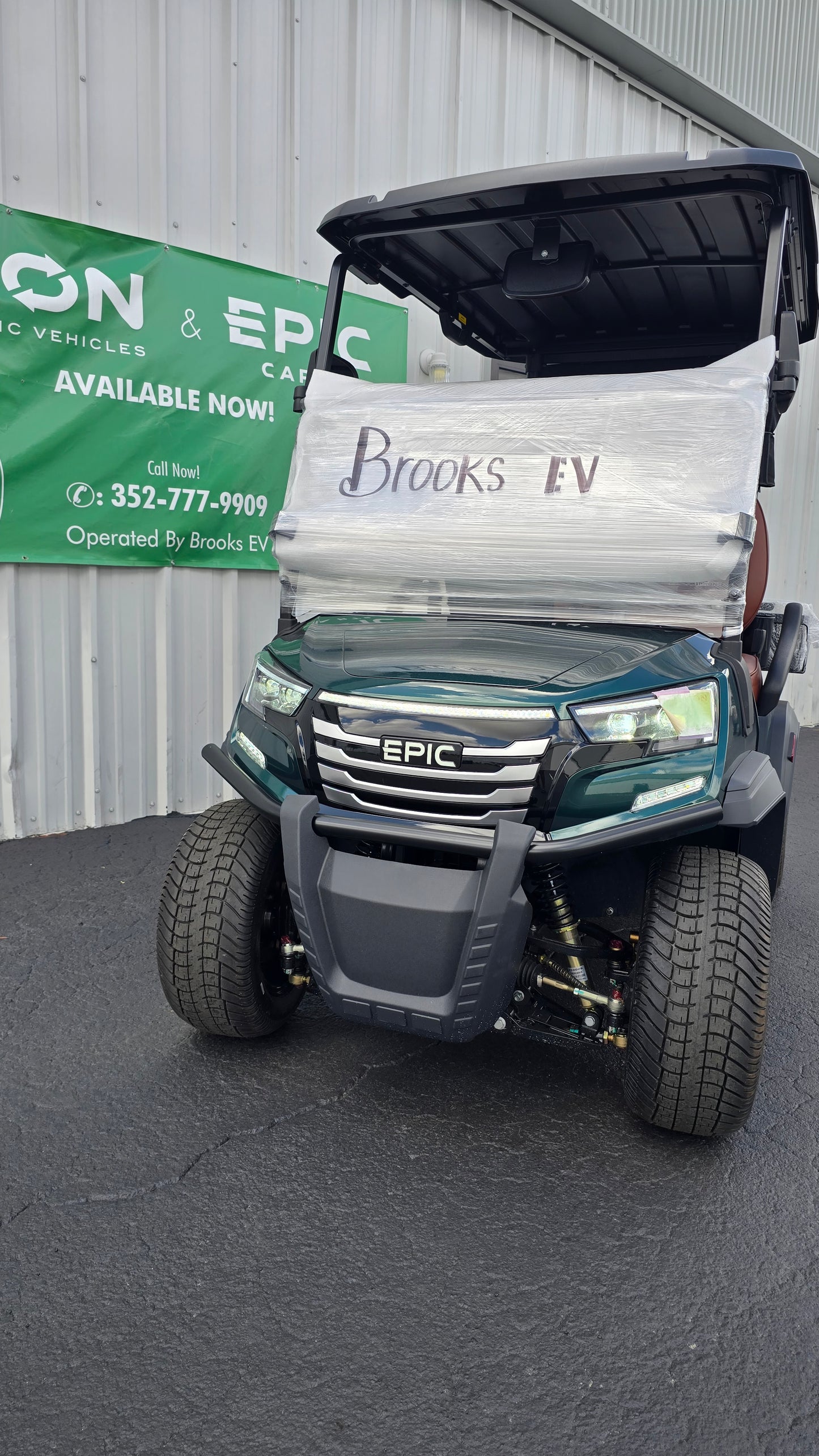 2026 EPIC E20FX — Forest Green · 2 Passenger