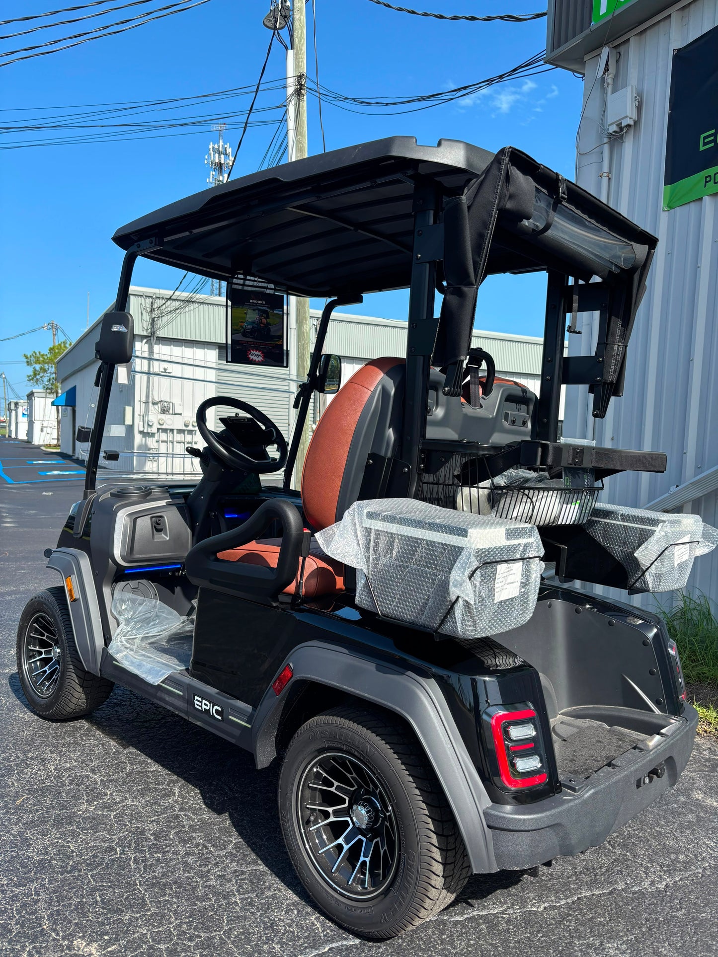 2026 EPIC E20FX — Black · 2 Passenger
