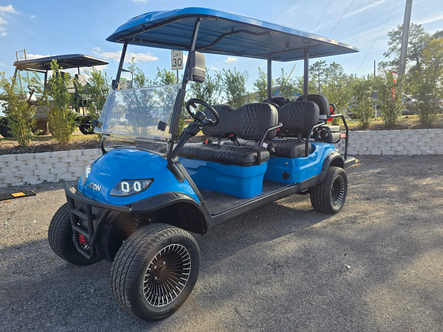 2025 ICON i60L 6-Seater – Caribbean Blue
